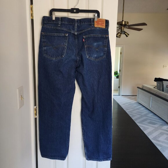 Levi's 550 Relaxed Fit Men's Jeans 38 x 32 - Picture 2 of 4
